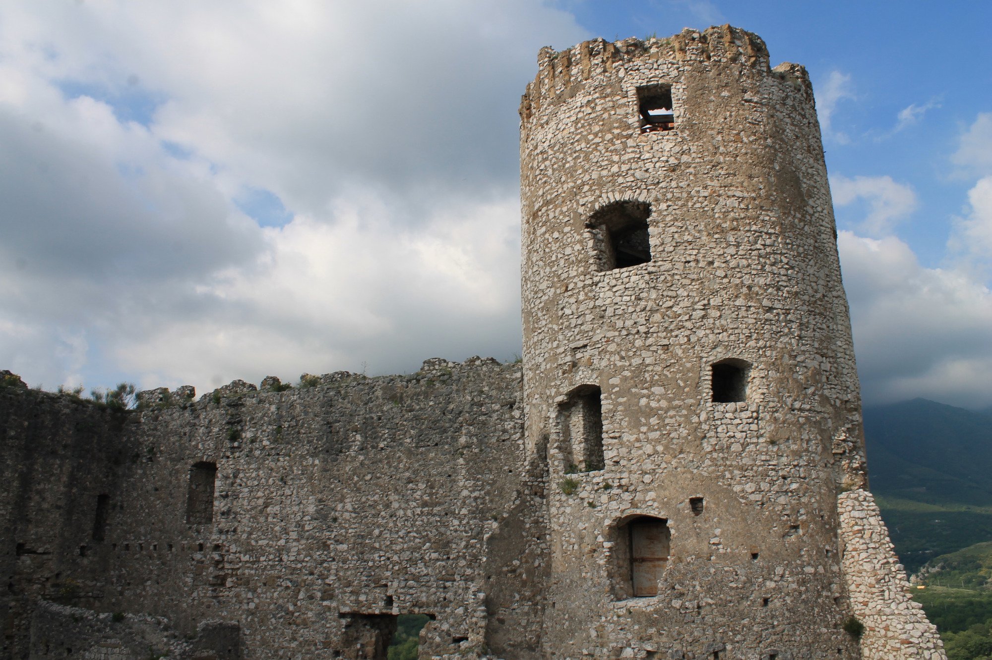 Castello di Avella