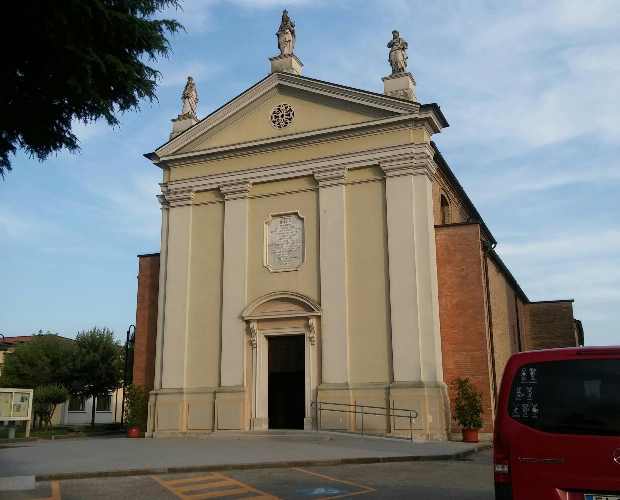 Chiesa parrocchiale dei Santi Simone e Giuda
