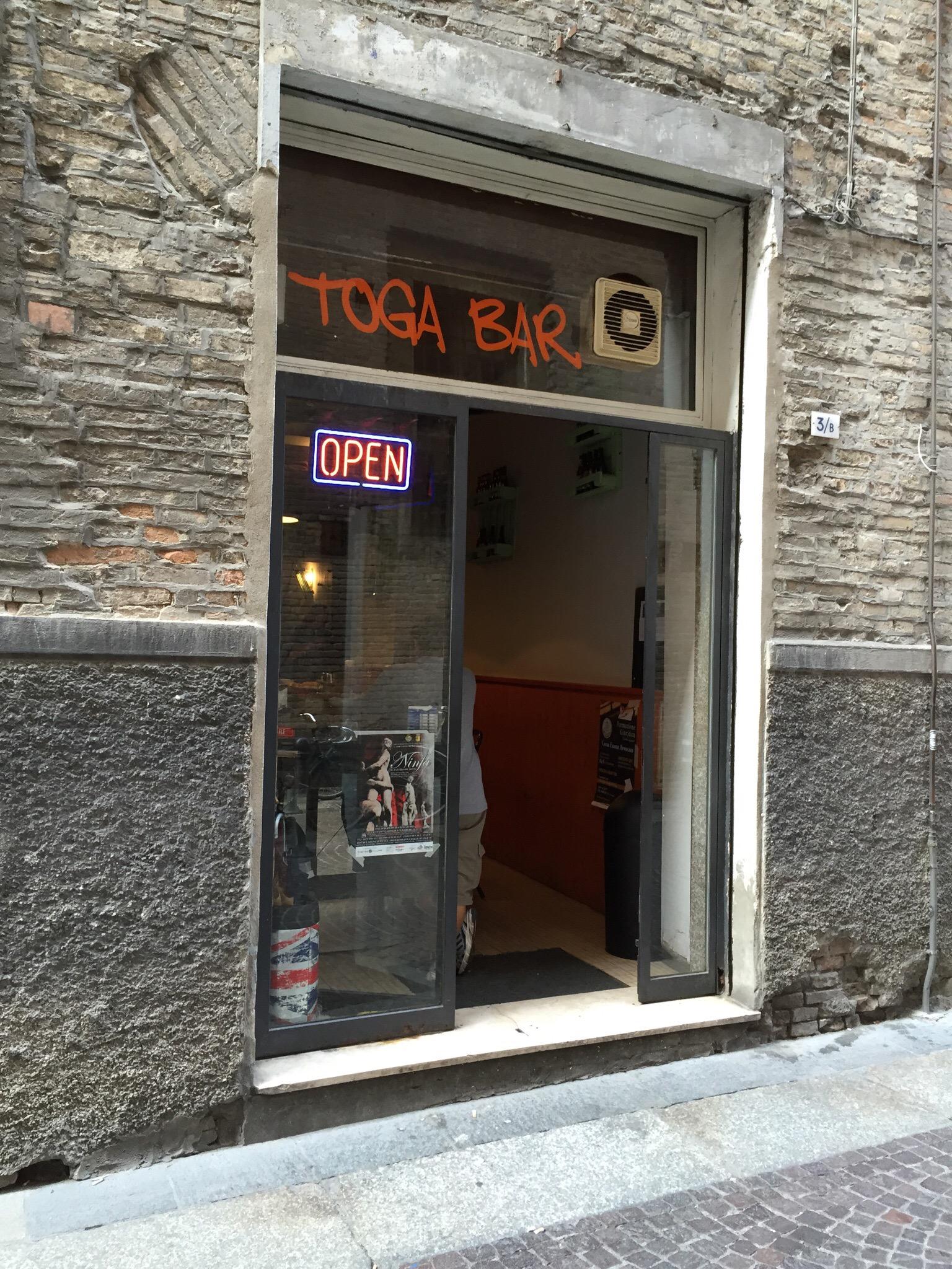 Toga Bar