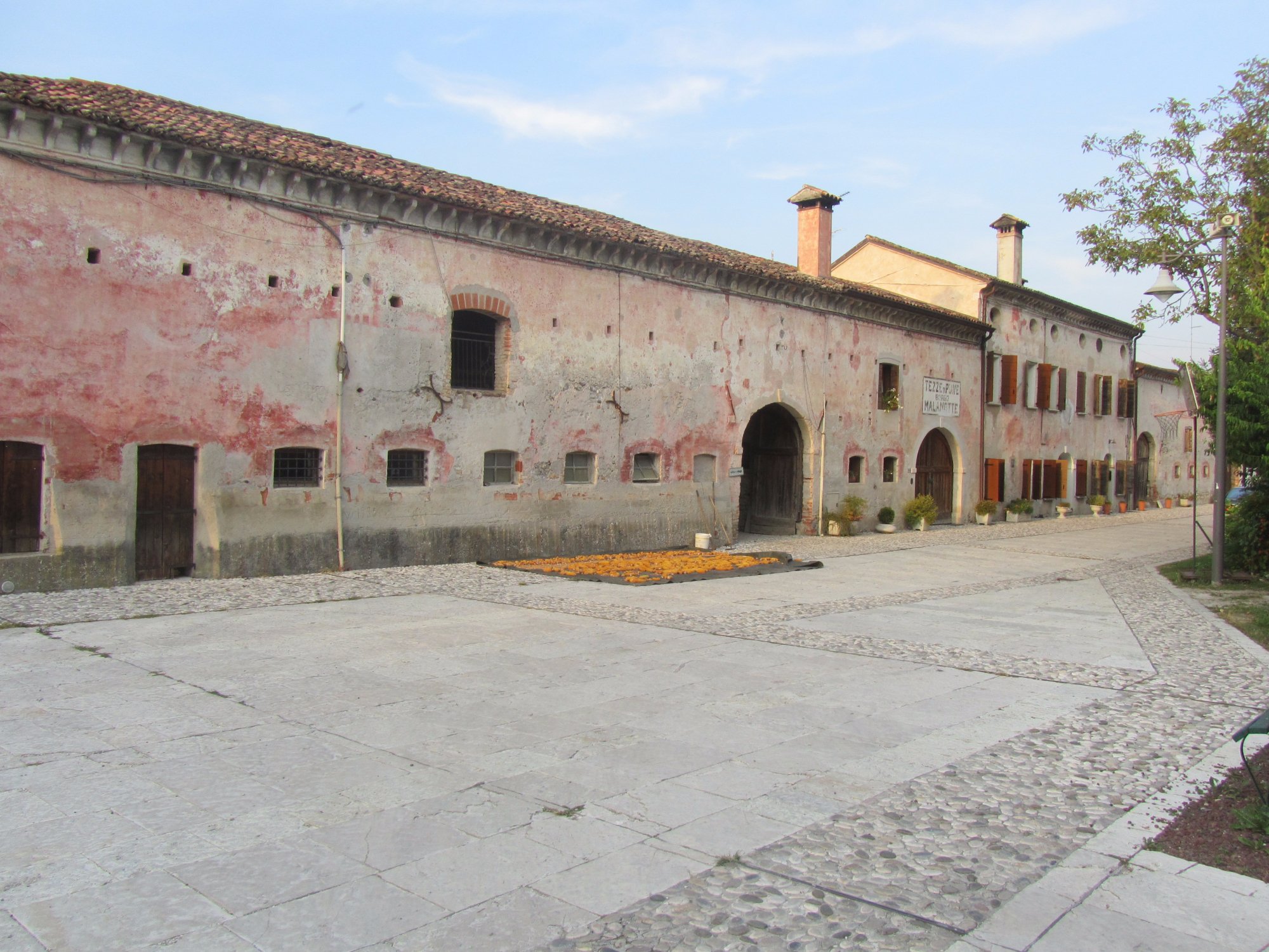 Borgo Malanotte di Vazzola