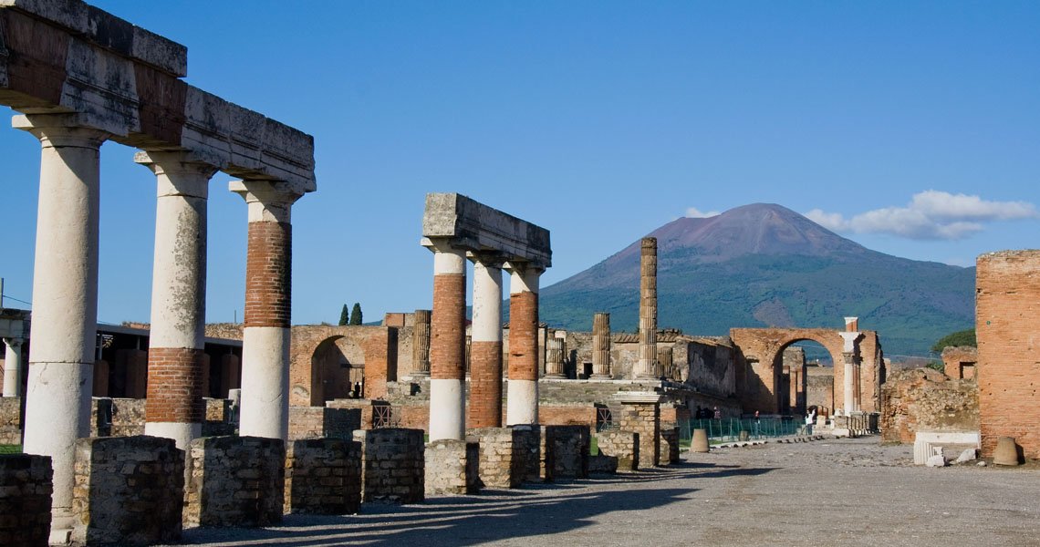 Visit Pompeii - Guided Day Tours
