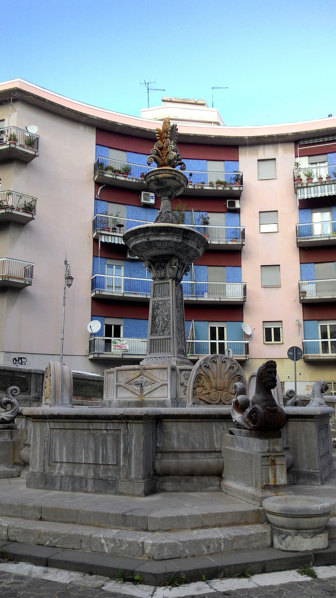 Fontana Falconieri