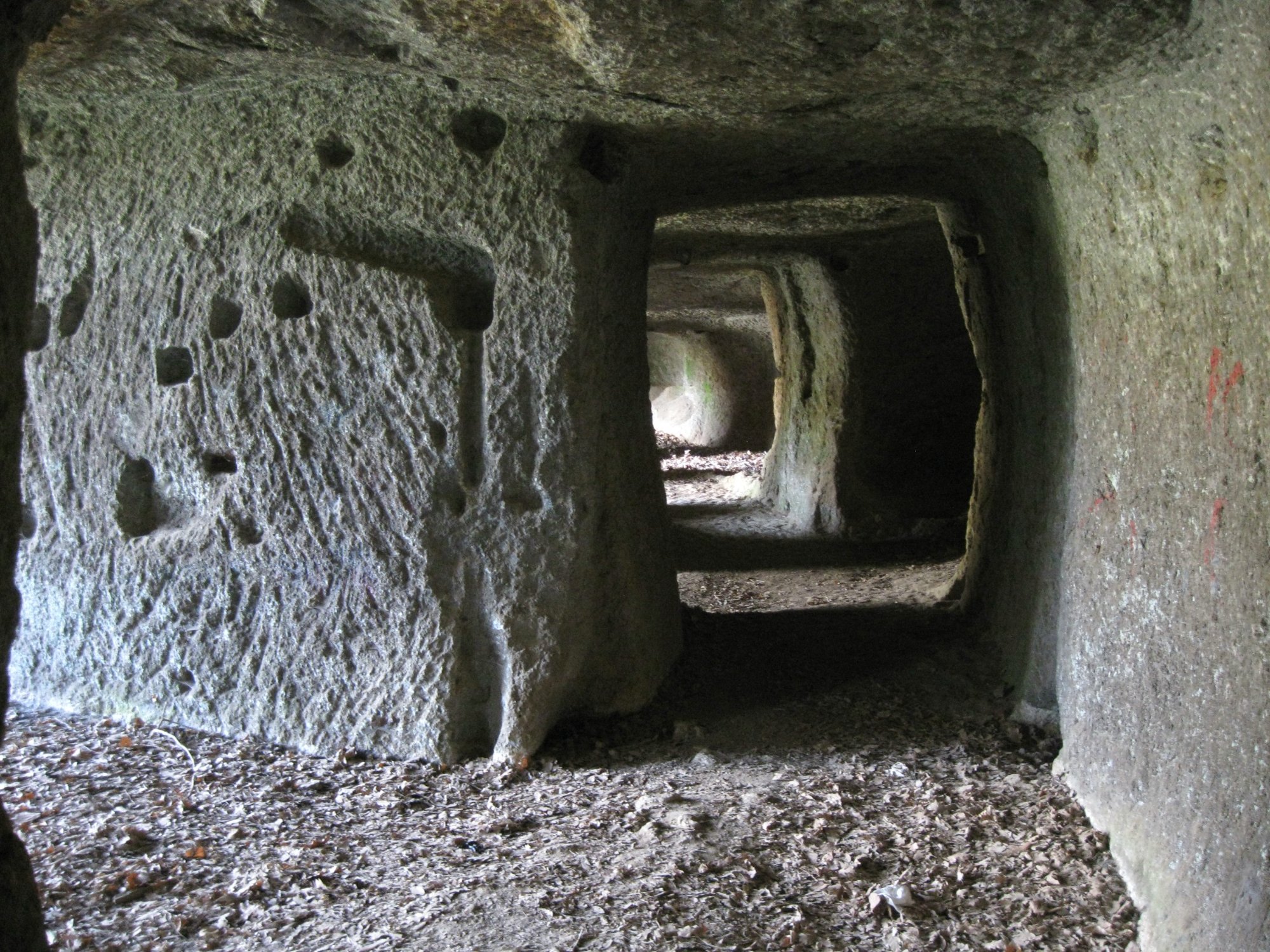 Grotte dei Quadratini e dei Finestroni