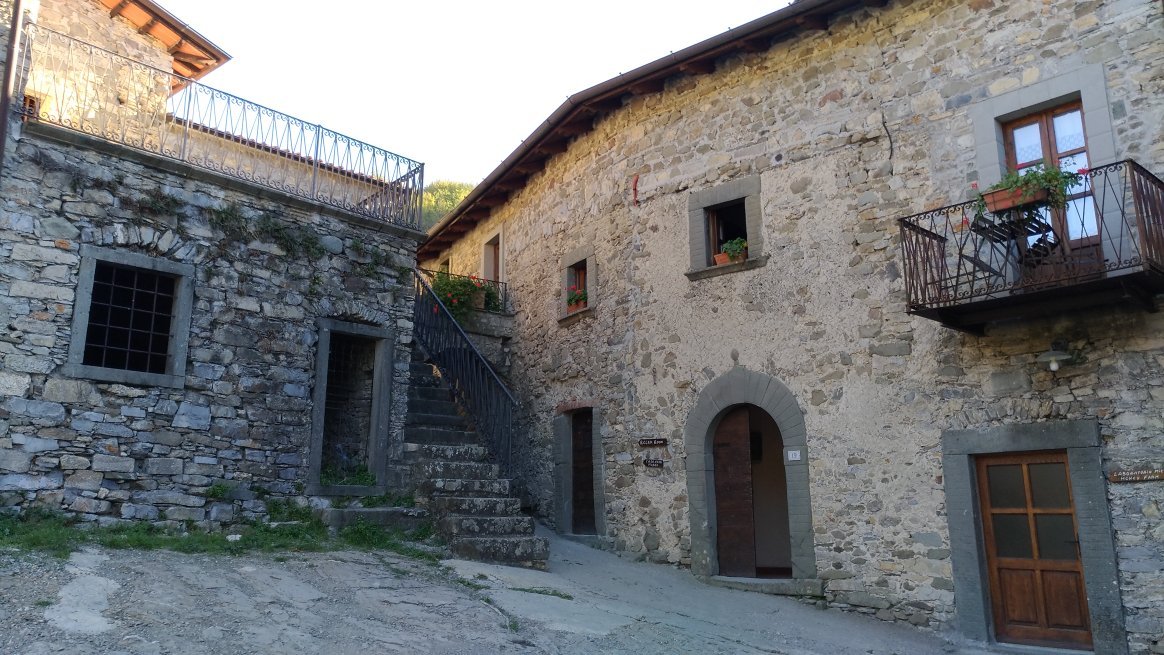 Borgo Medievale di Apella