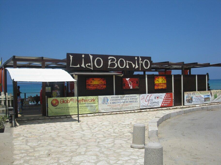 Lido Bonito Beach