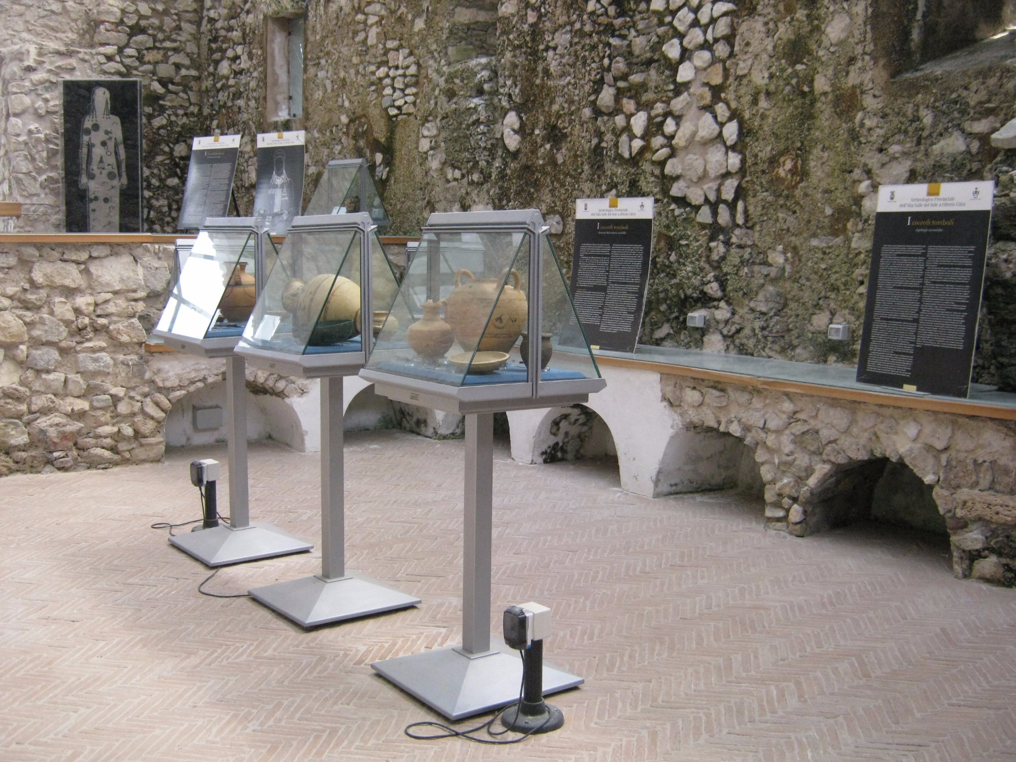 Museo Archeologico Provinciale Dell'alta Valle Del Sele
