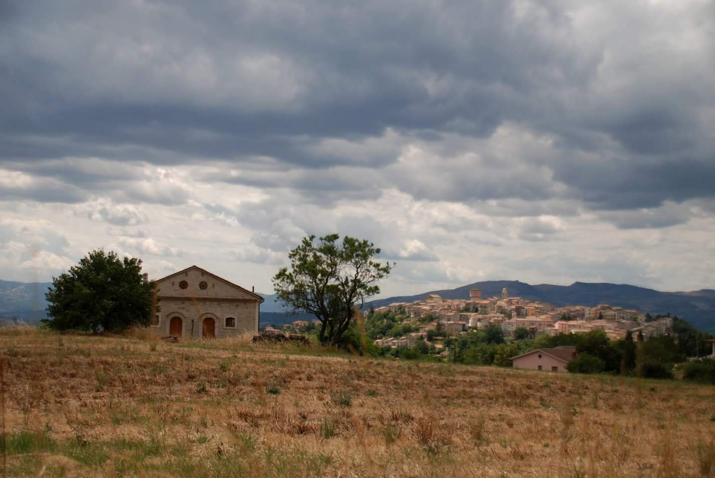 Borgo Medievale Di Oratino