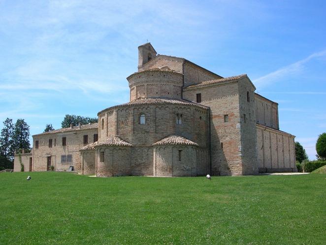 Santa Maria a Pie di Chienti