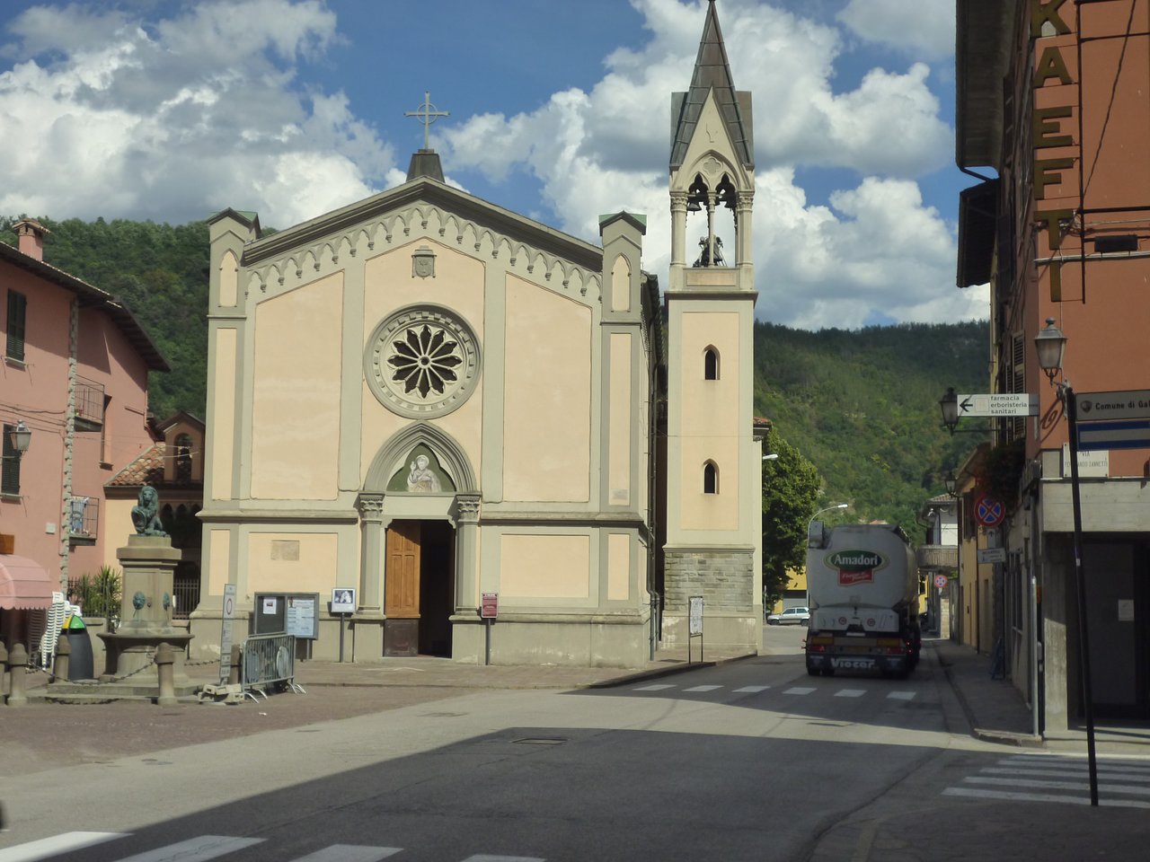 Chiesa Parrocchiale di San Pietro in Bosco
