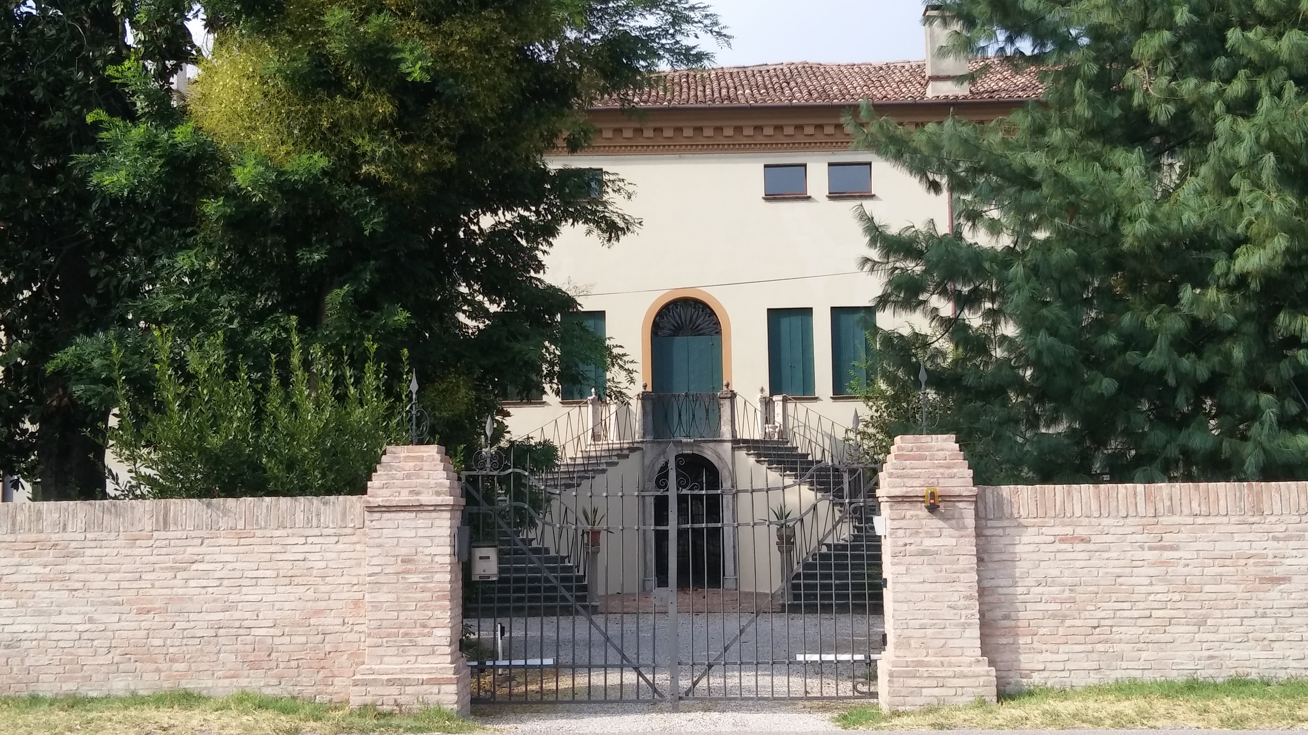 Villa Fiaschi e Cappella di Sant'Anna