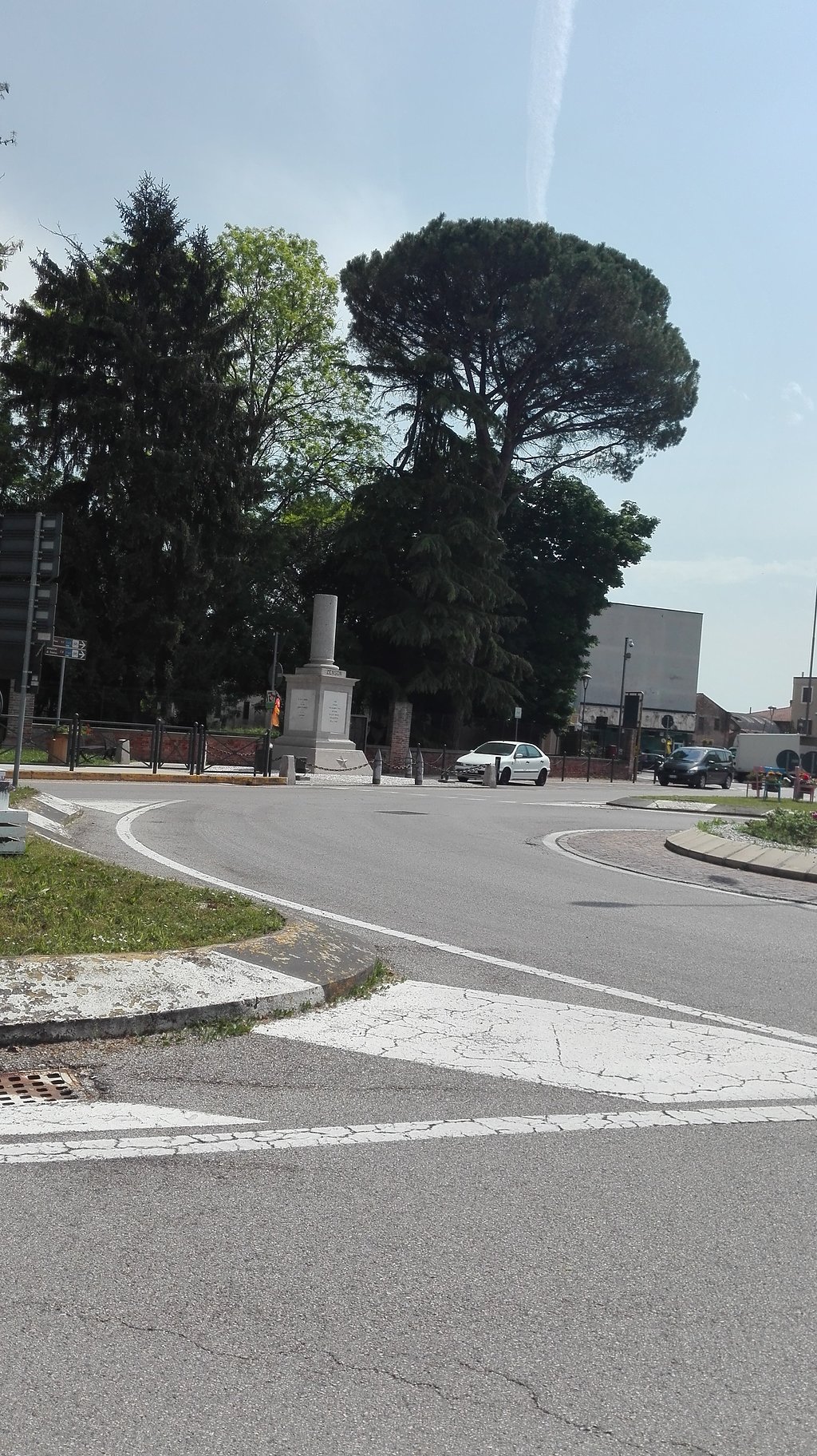 Monumento ai Caduti di Zenson di Piave