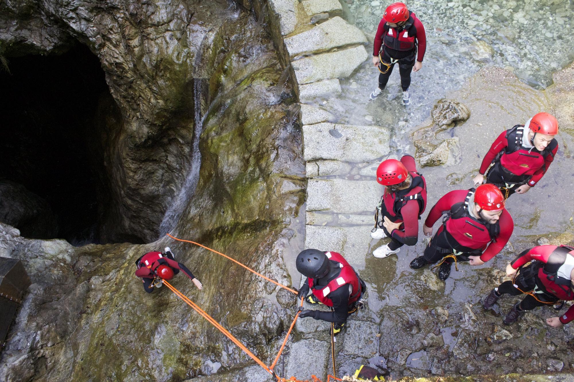 Mountain Live, canyoning in Trentino