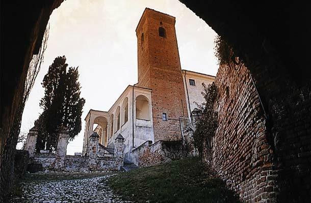 Castello di Cisterna D'Asti