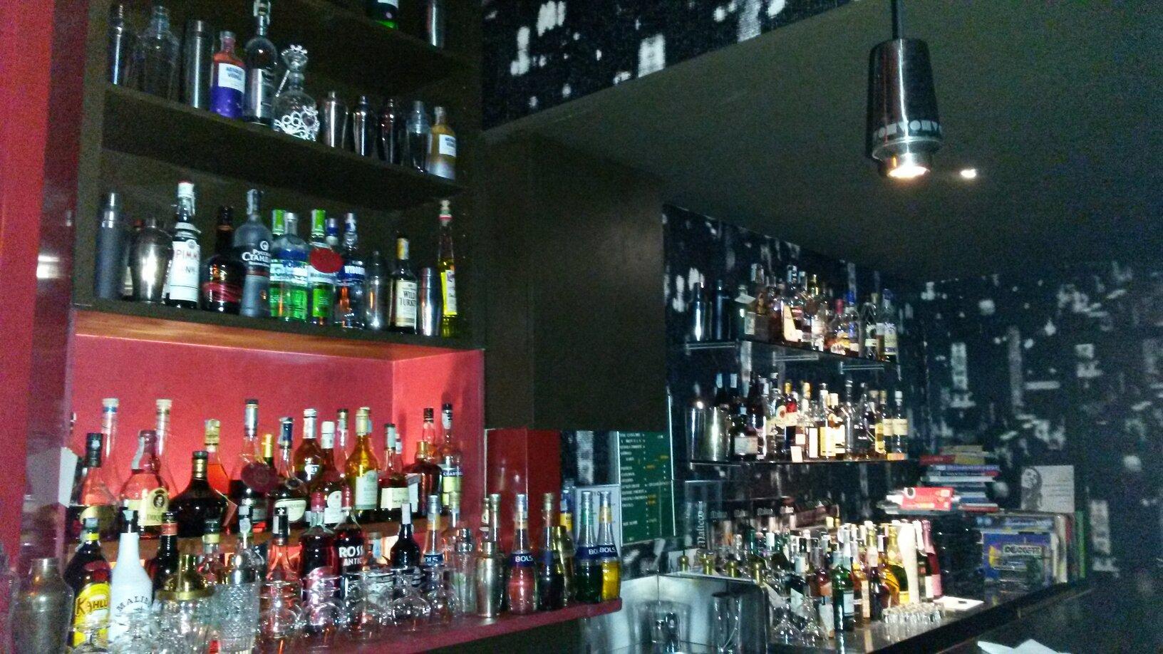 Bobo's Cocktails Bar