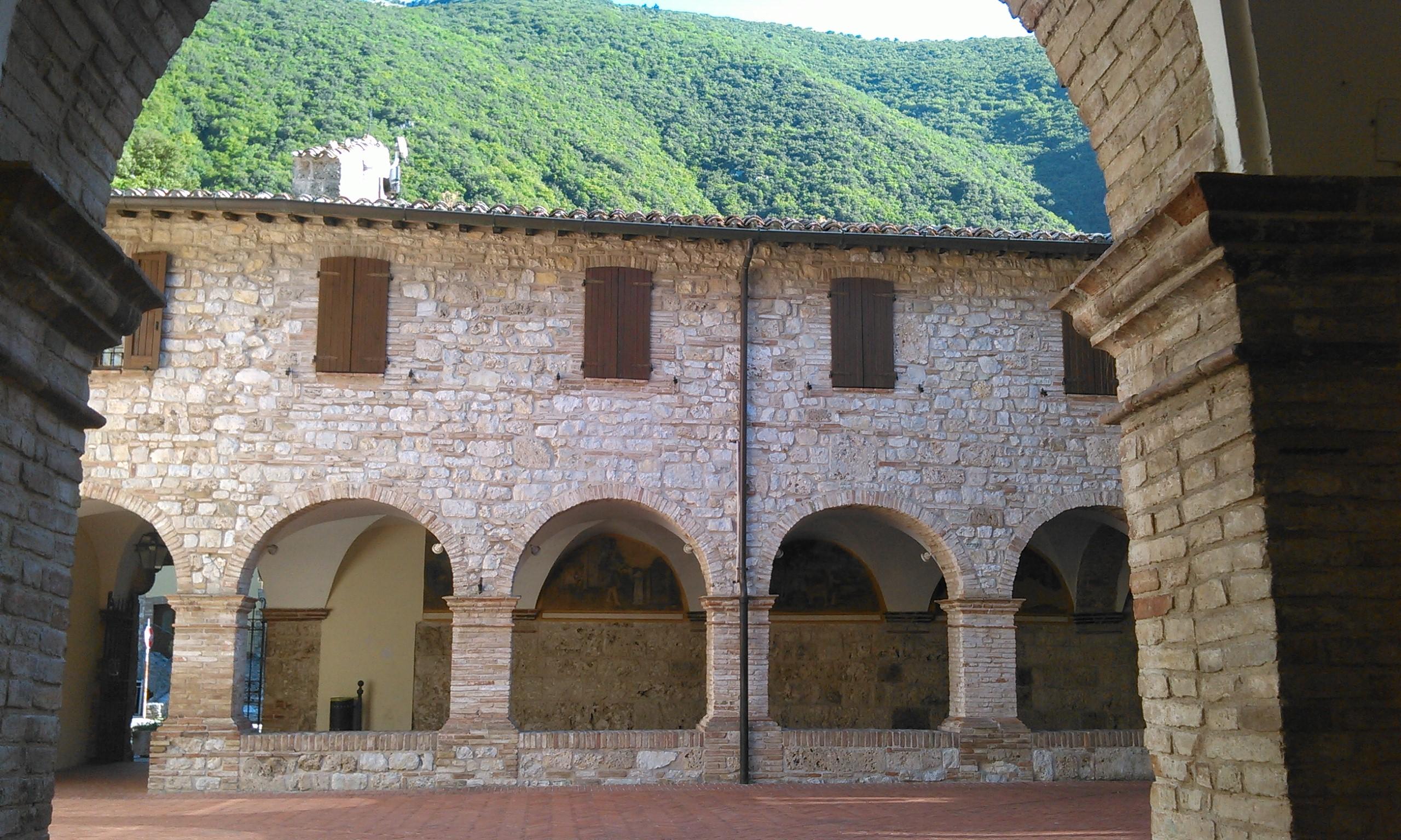 Chiesa di San Francesco e Chiostro Municipale