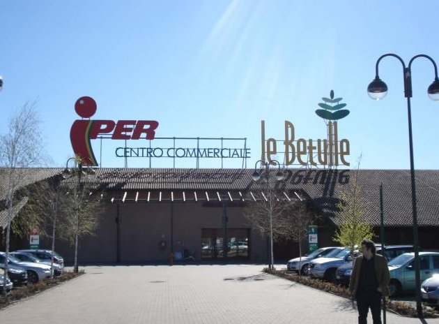 Centro Commerciale Le Betulle