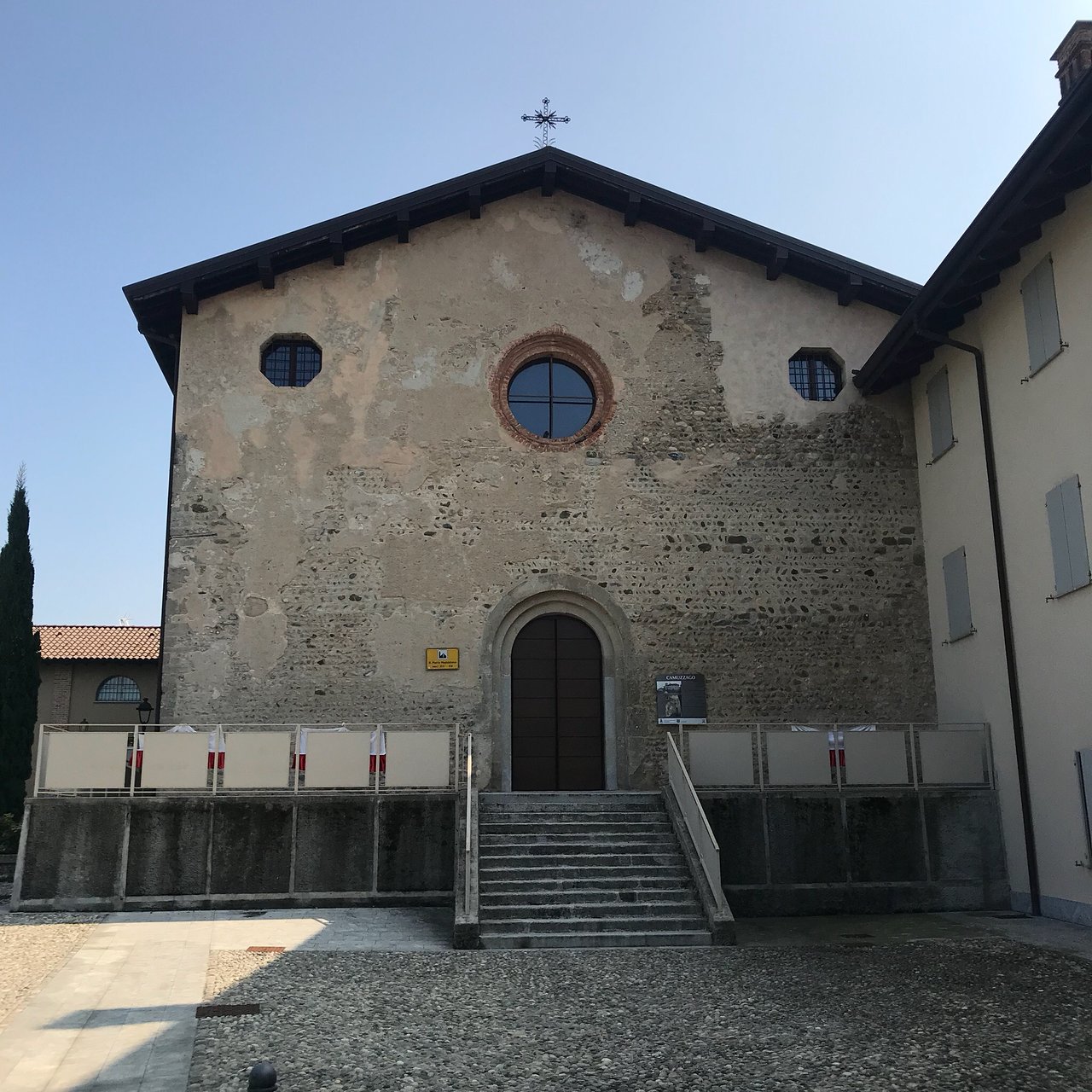Chiesa di Santa Maria Maddalena e Borgo di Camuzzago