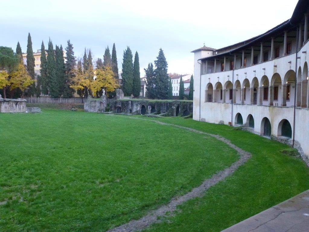 Guida Turistica Arezzo-Cortona - Silvia Vecchini