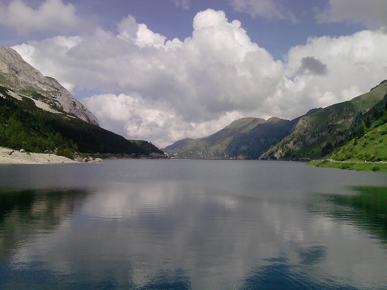 Lago di Fedaia