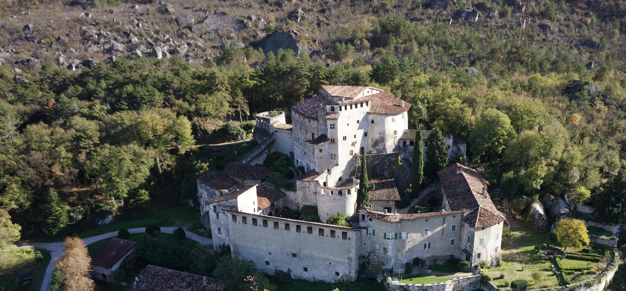 Castel Pietra