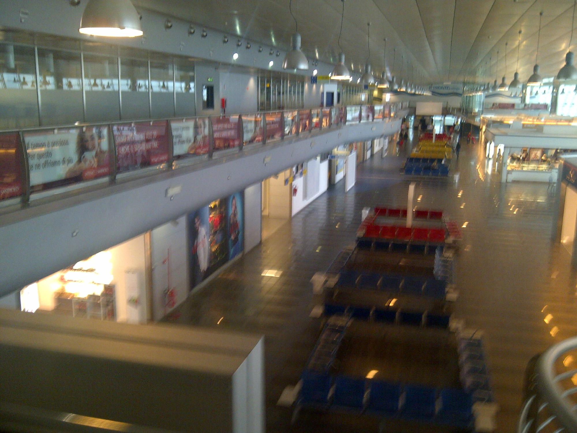 Centro Commerciale Caselle Aeroporto di Torino  Sandro Pertini