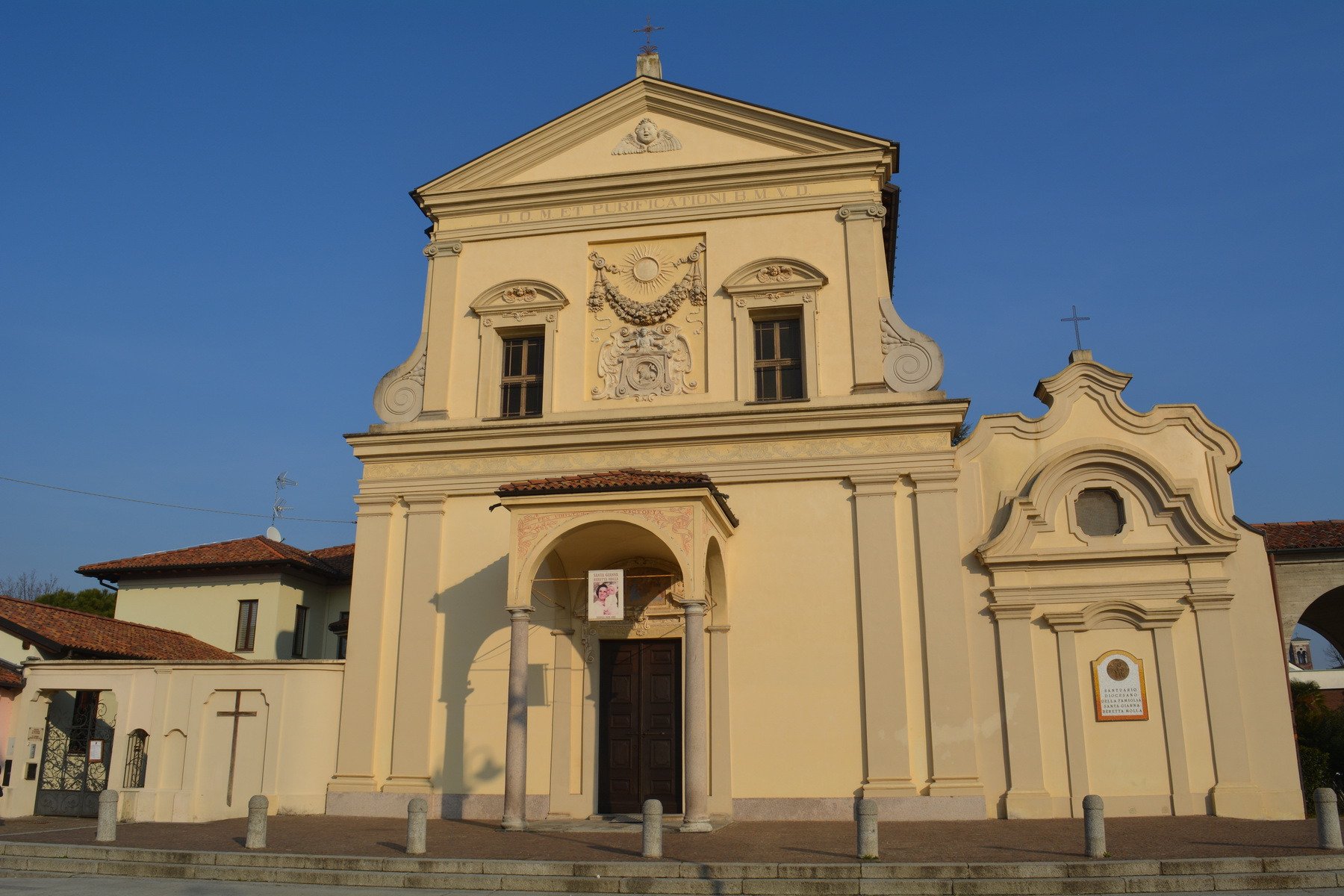 Santuario di Santa Gianna Beretta Molla