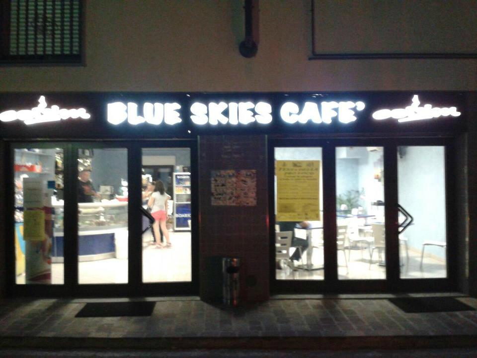 Blue Skies Cafe'