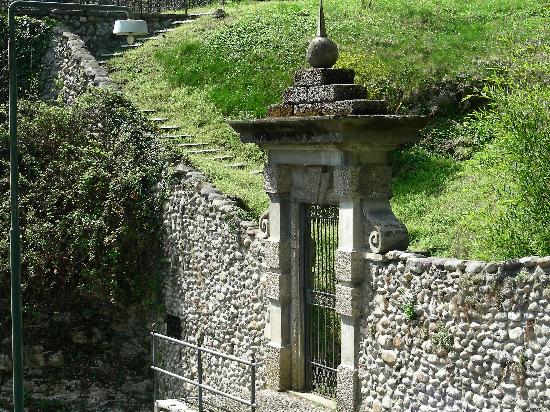 Borgo Medievale Clanezzo