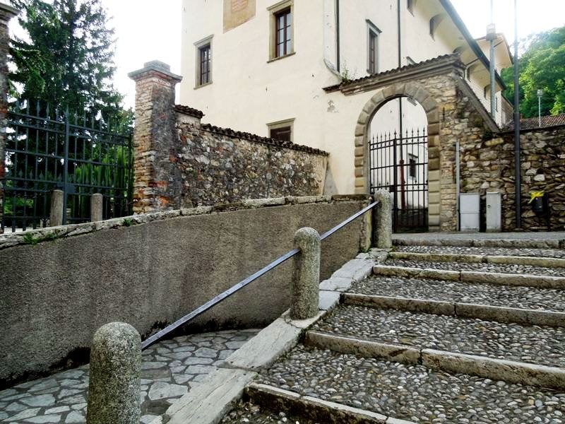 Castello di Clanezzo