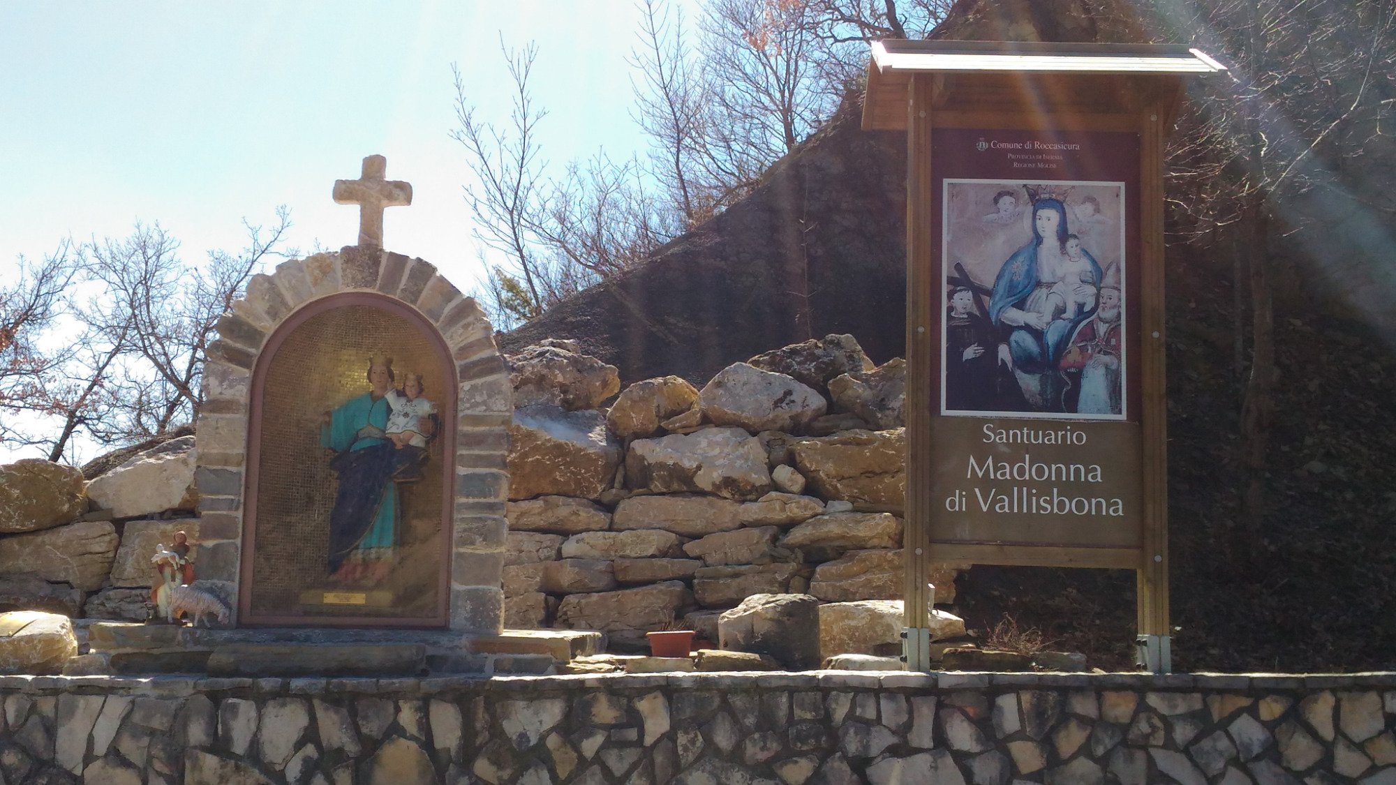 Santuario della Madonna di Vallisbona