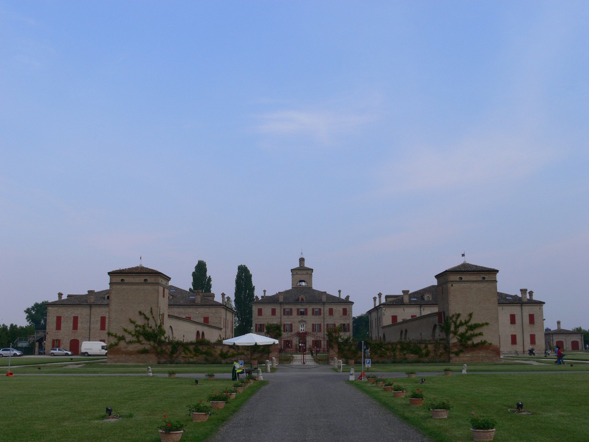 Villa Cavazza, Corte della Quadra