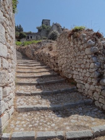 Rovine di San Pietro Infine