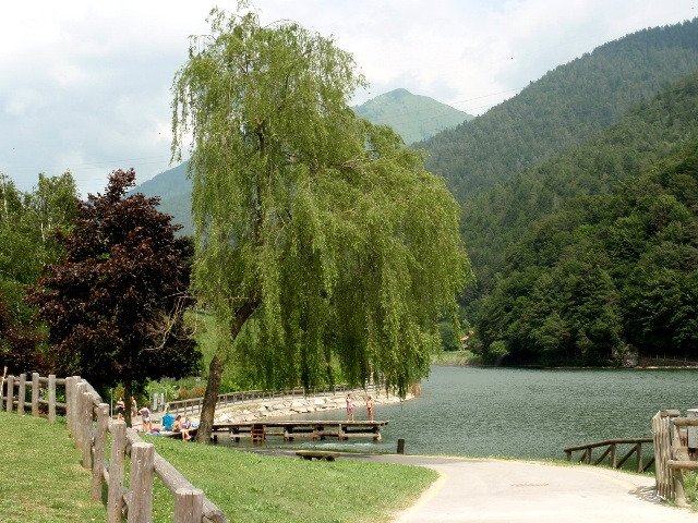 Lago di Roncone