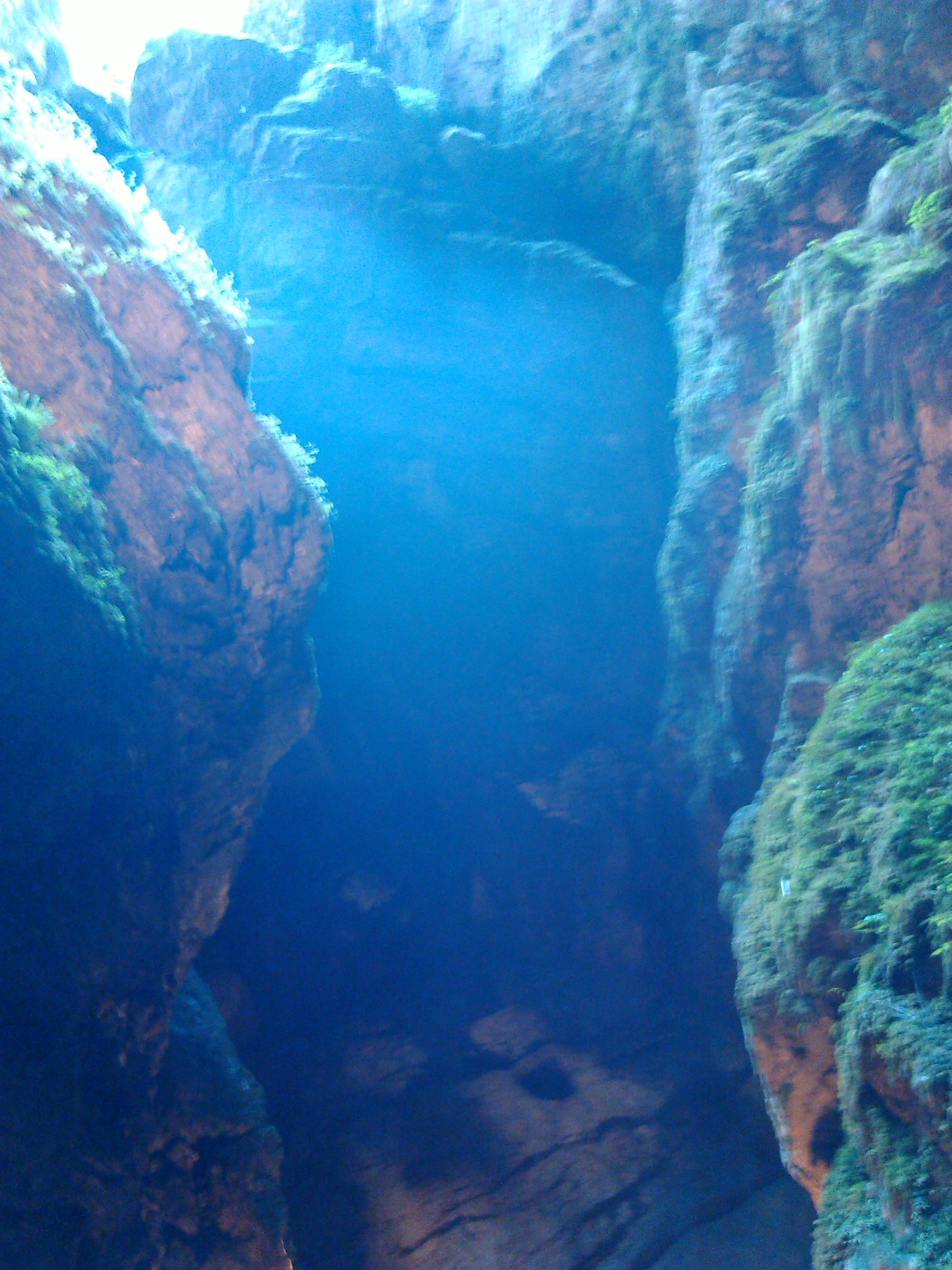 Grotta di Val De' Varri