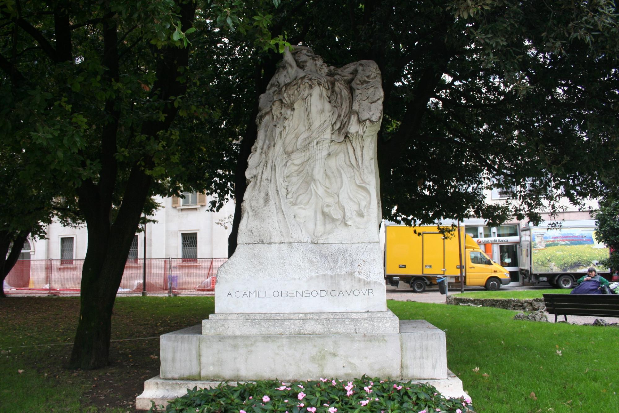 Monumento a Camillo Benso di Cavour