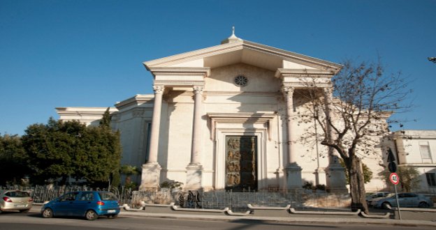 Basilica Parrocchia Santa Fara