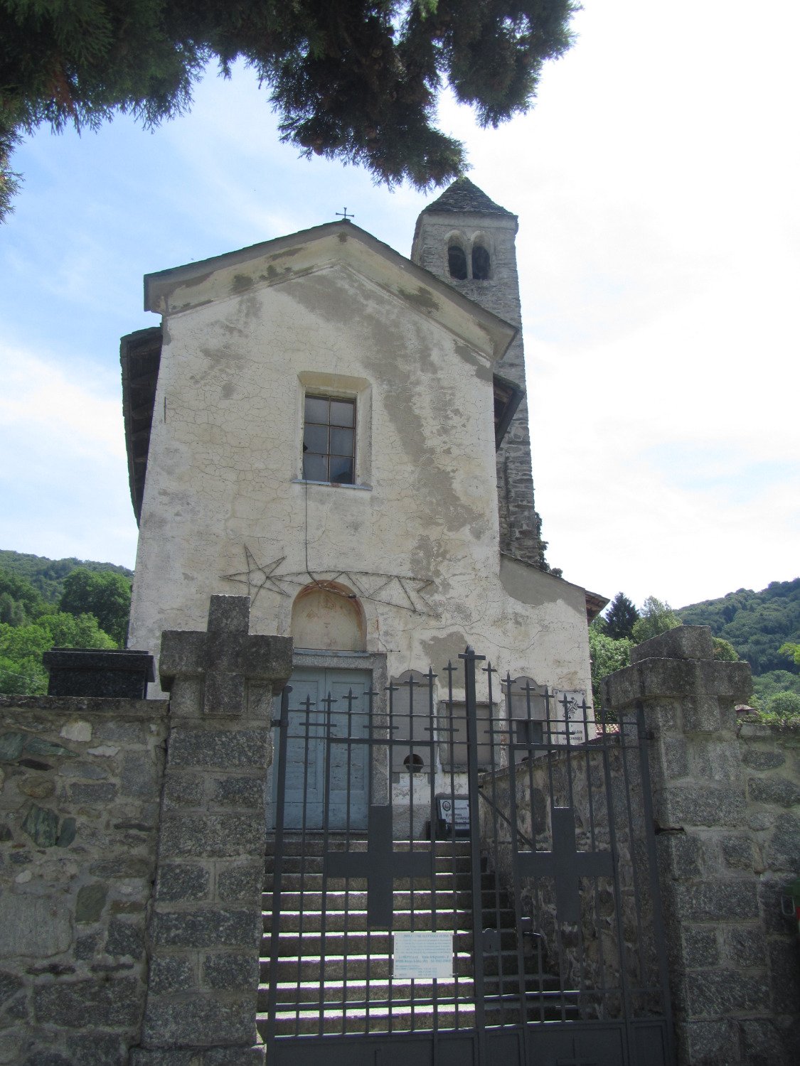 Chiesa Romanica S.Pietro e Paolo