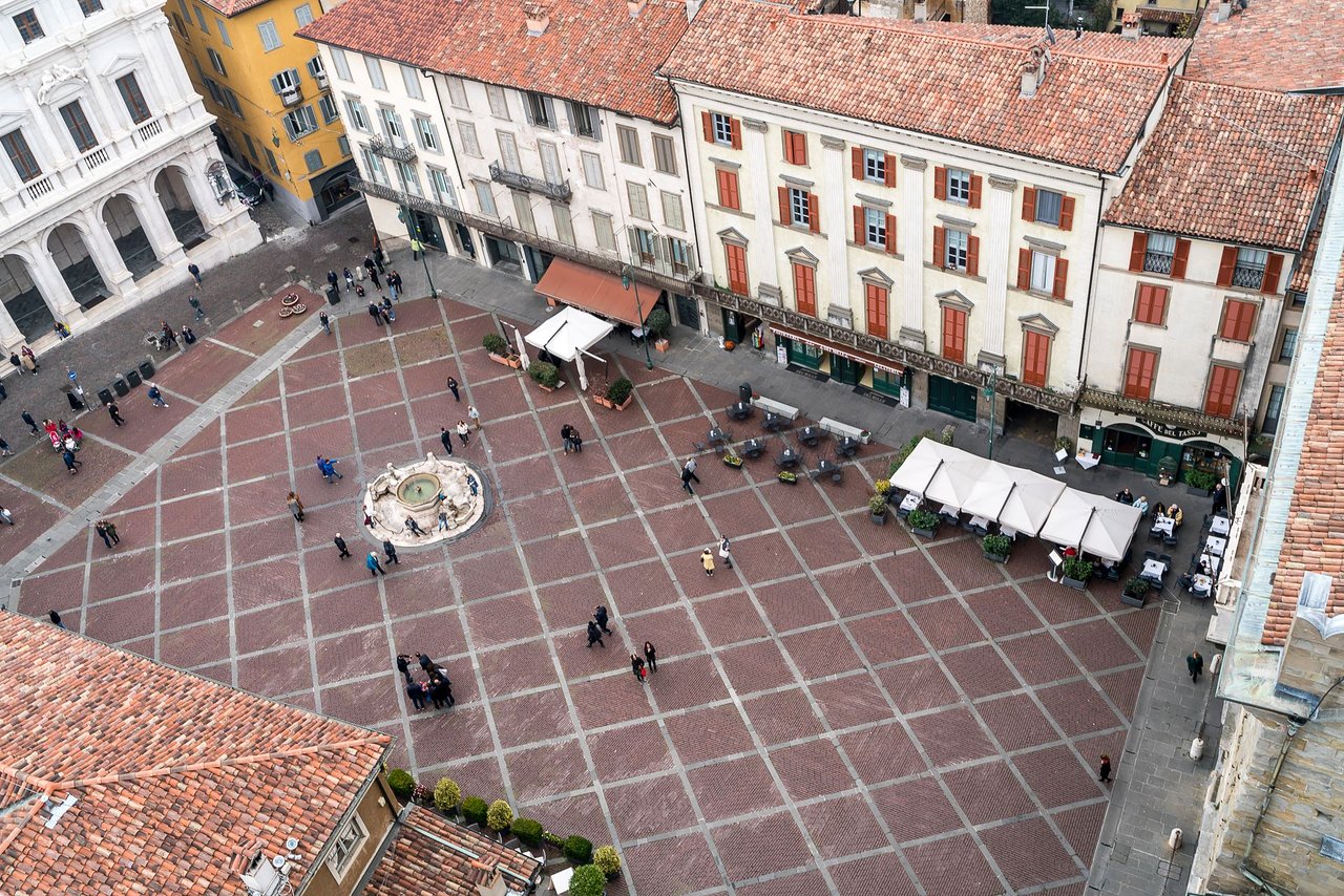 Across Bergamo - Elisabetta Campanini Tour Guide