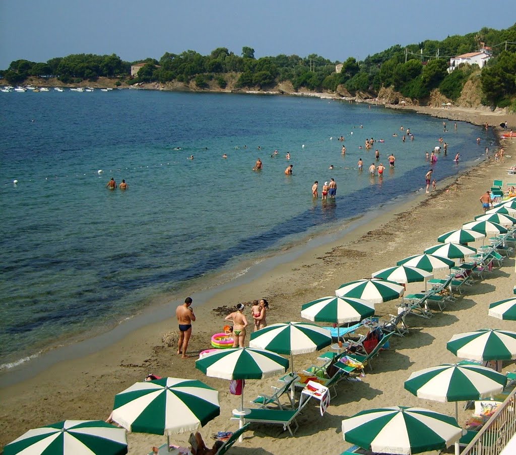 Spiaggia di Ogliastro Marina