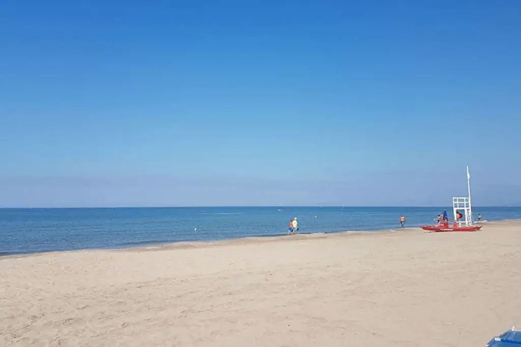 Spiagge di Baia Azzurra &#8211; Levagnole