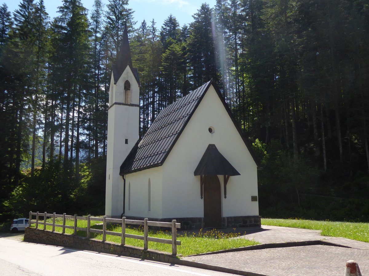 chiesa della Regina della Pace - Castello Tesino