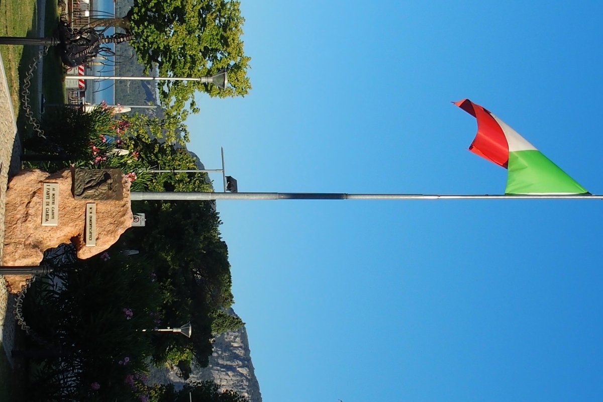 monumento celebrativo del Corpo dei Fanti - Garda
