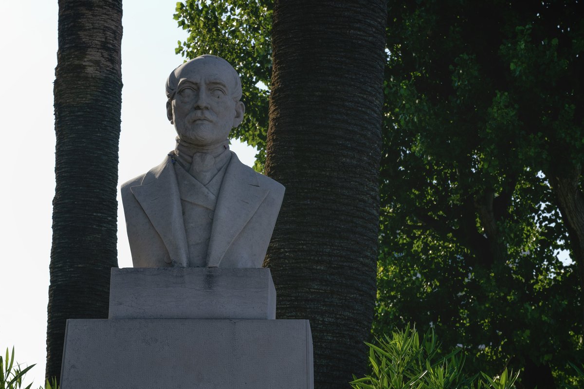 Busto di Giuseppe Mazzini