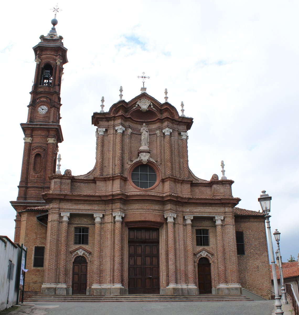 chiesa dei Santi Vincenzo e Anastasio - Cambiano