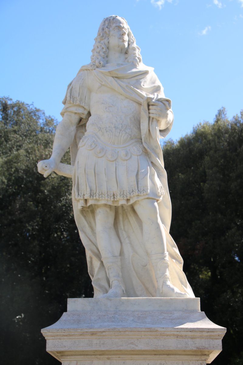 statua di Cosimo III de' Medici - San Quirico d'Orcia