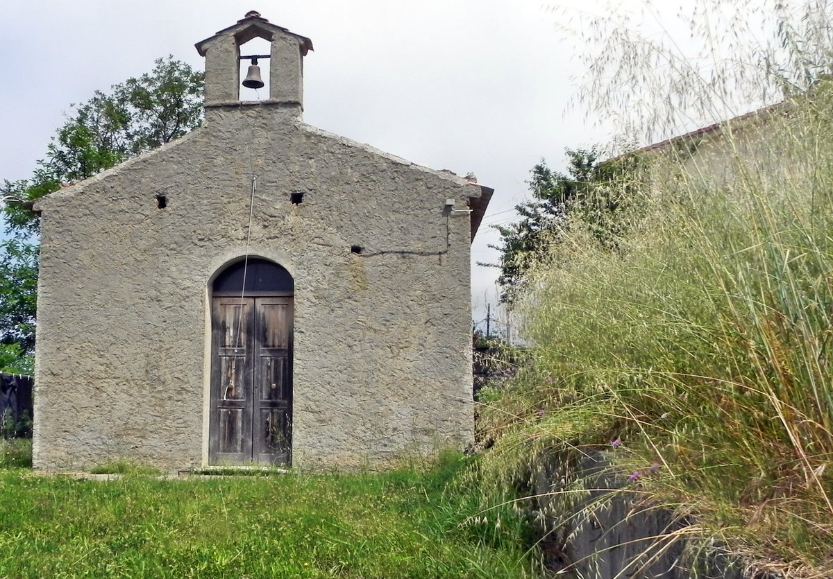 chiesa del Cristo Re - Longobardi
