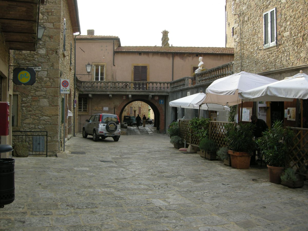 Piazza del Popolo - Casale Marittimo