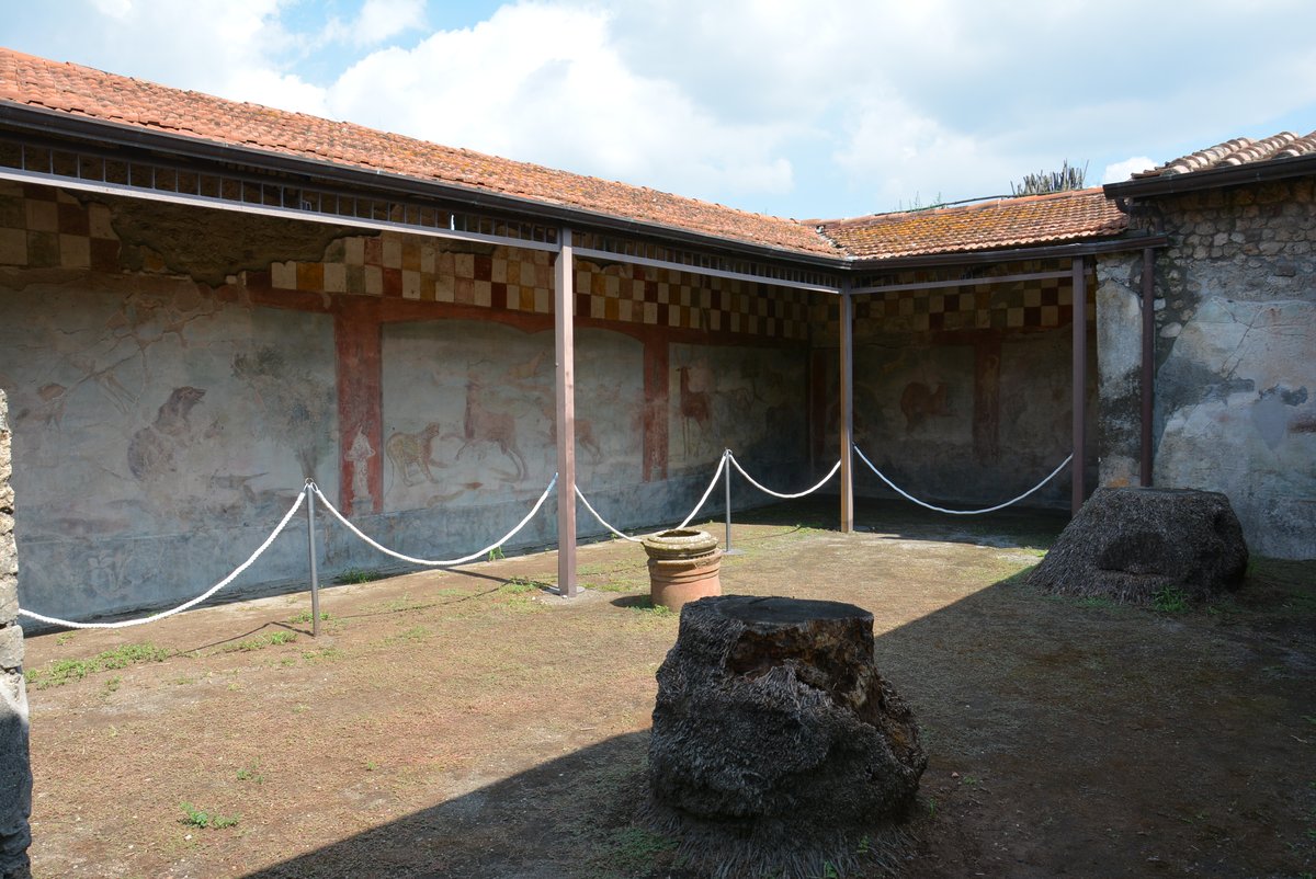 Casa di Marco Lucrezio Frontone