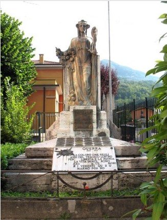 Monumento ai caduti Trobaso