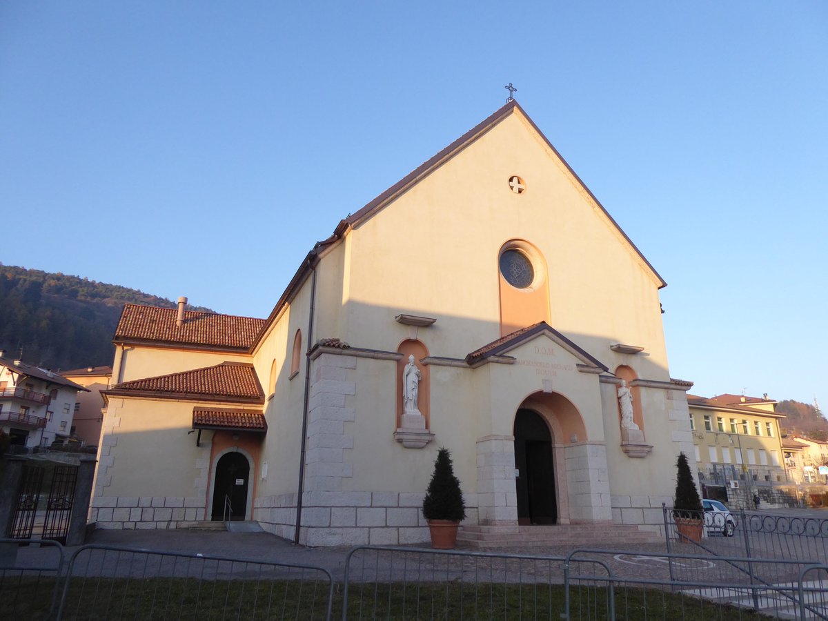 chiesa della Dedicazione di San Michele Arcangelo nuova - Ronzo-Chienis